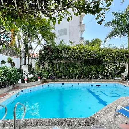 Villa Sofia Del Mar Playa-piscina En Castillogrande *