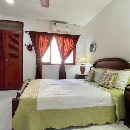 Villa Sofia Del Mar Playa-piscina En Castillogrande Cartagena