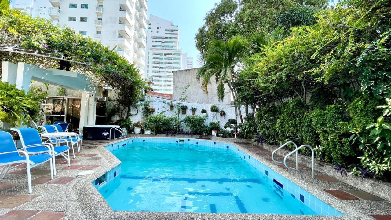 Sofia Del Mar Playa-piscina En Castillogrande * Cartagena